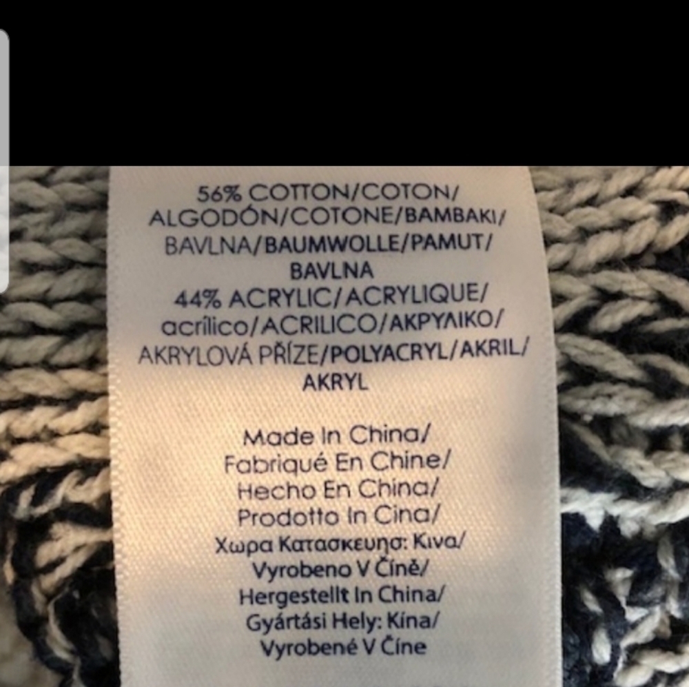 Chaps navy and cream sweater